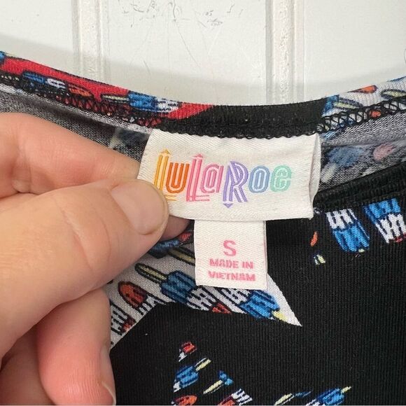 🇺🇸🇺🇸LuLaRoe Randy 4th of July  Top S🇺🇸🇺🇸 - Picture 10 of 12